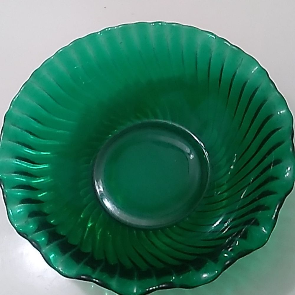 Vintage Emerald Green Bowl